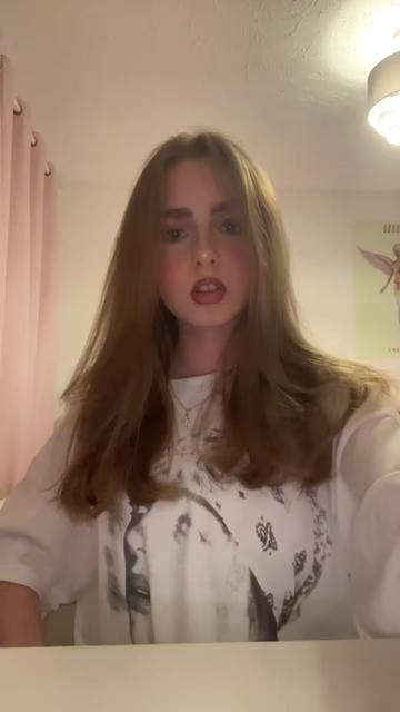 @⍟ katie ⍟