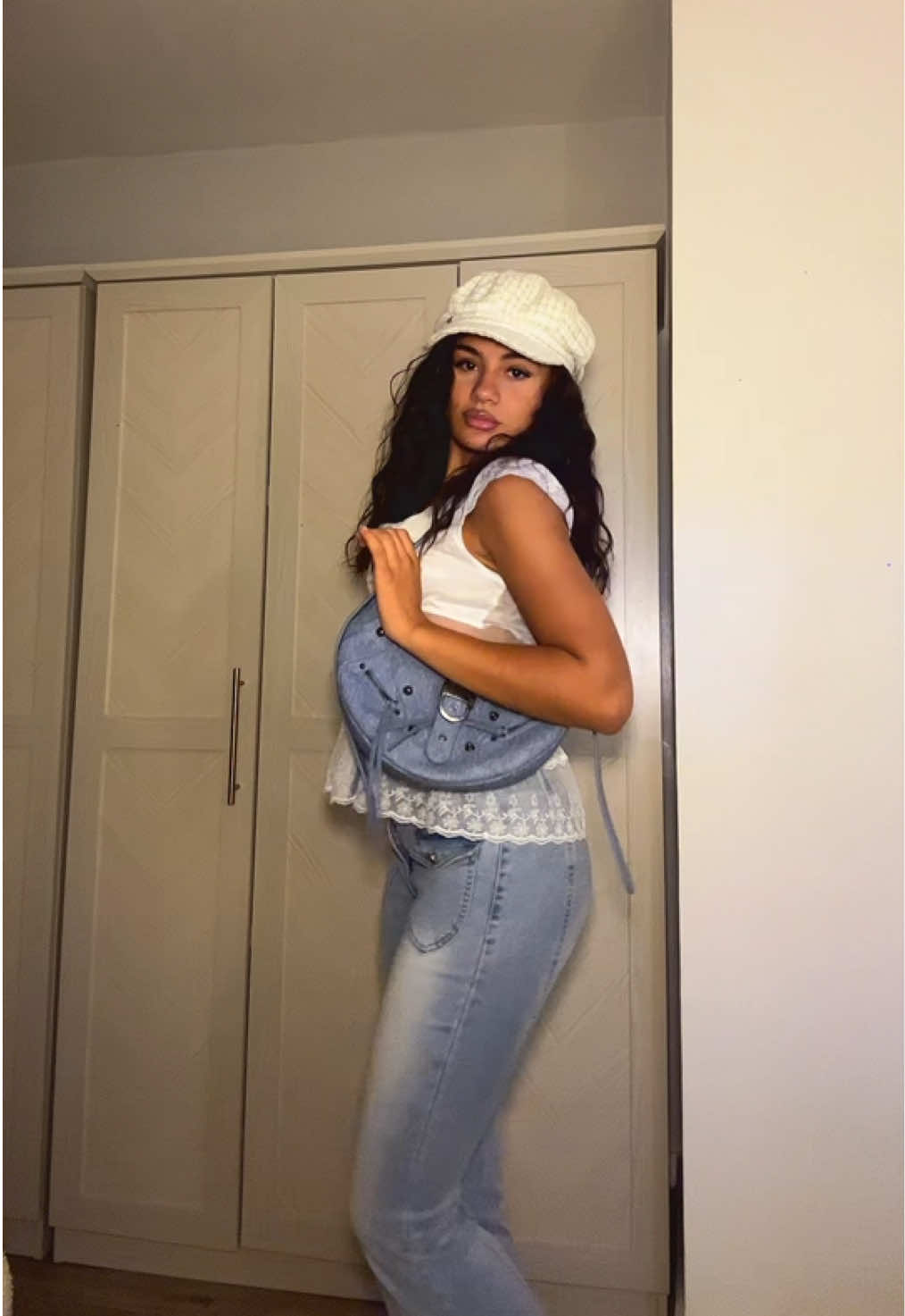 @kyrahworeit
