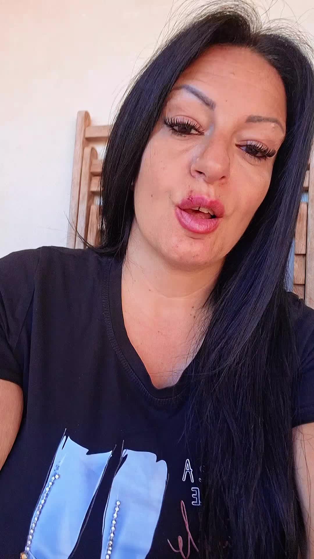 @♥️Monica.85👑
