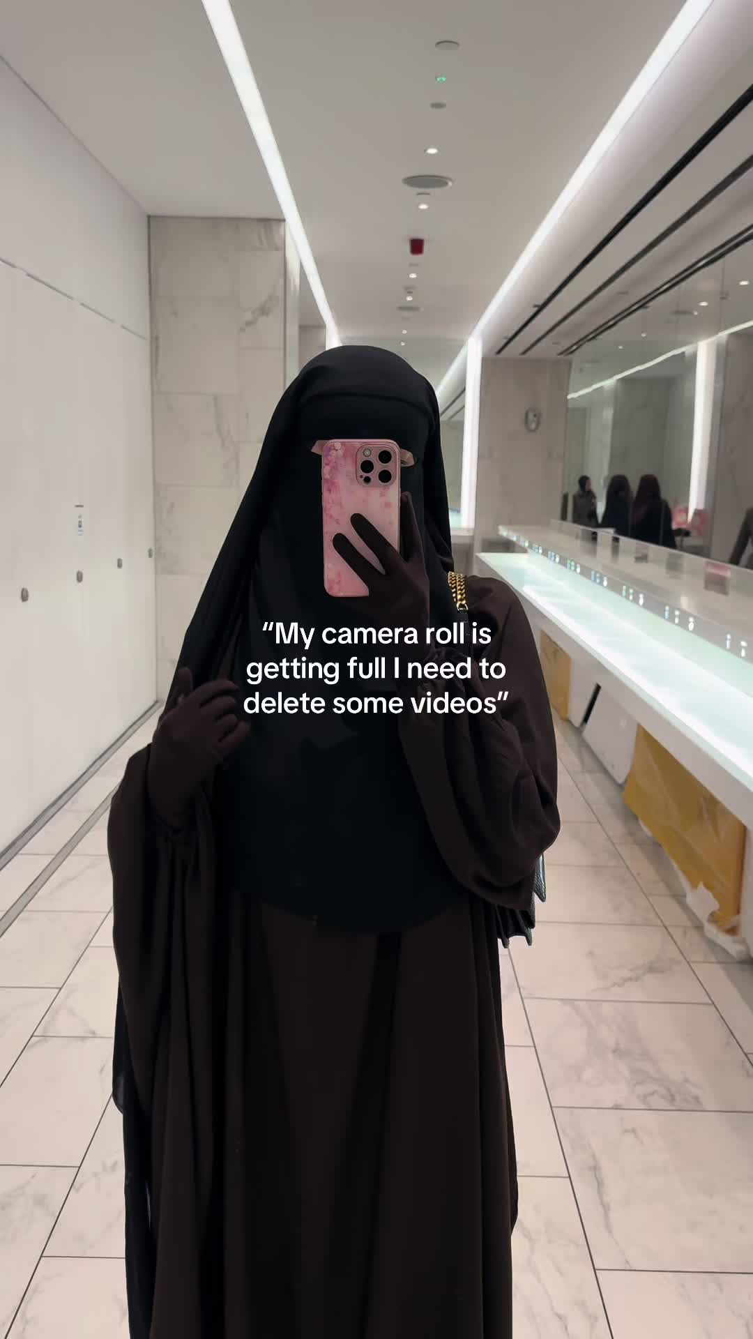 @س
