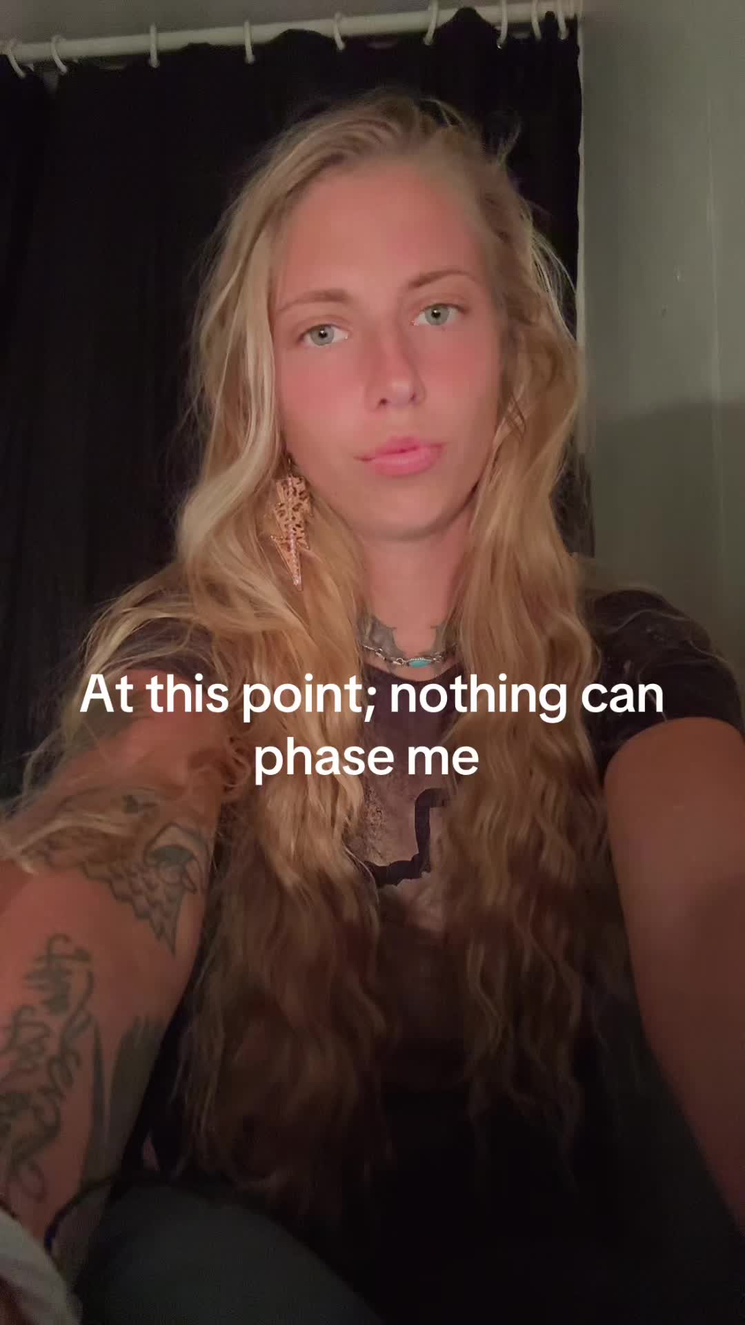 @awholeassmessbpd
