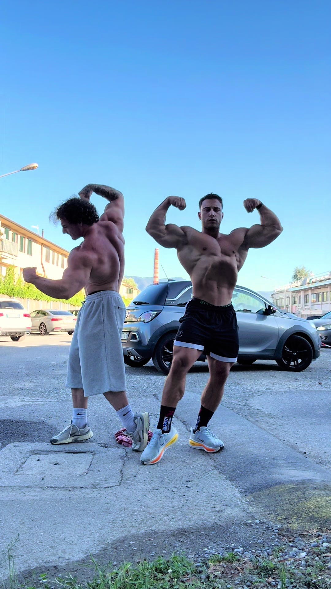 @leospollii