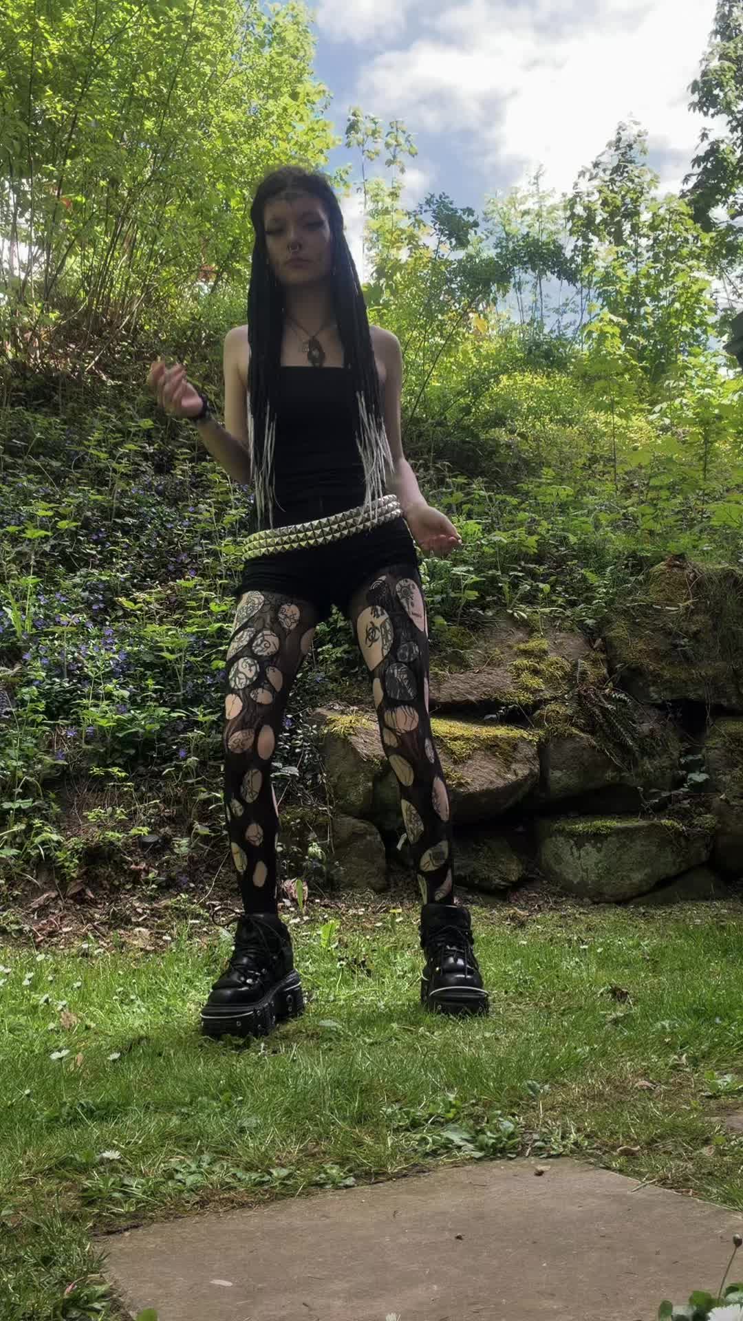 @nessamik2.3