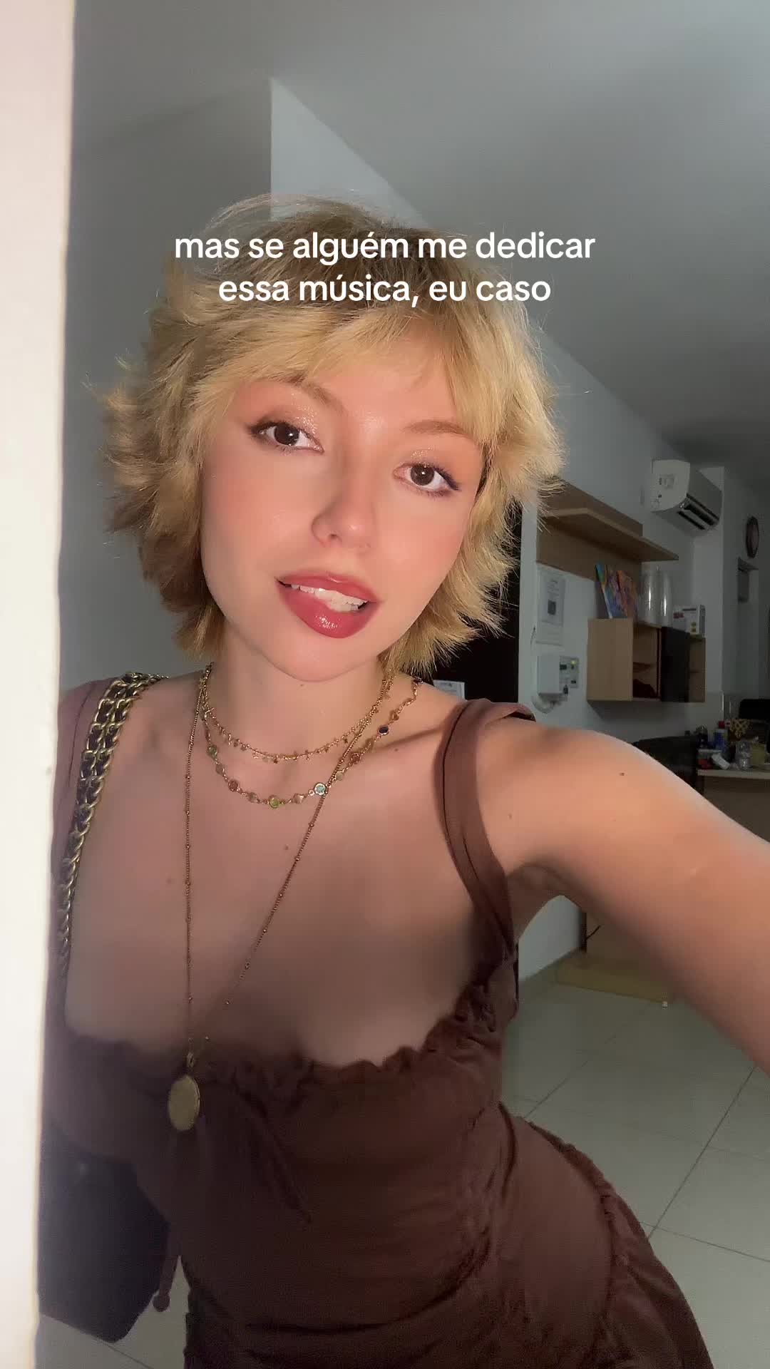 @𝐌