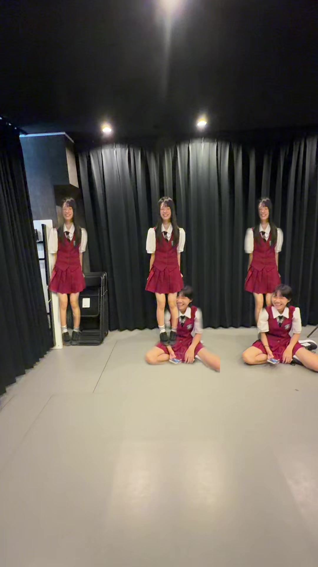 @ここにゃ