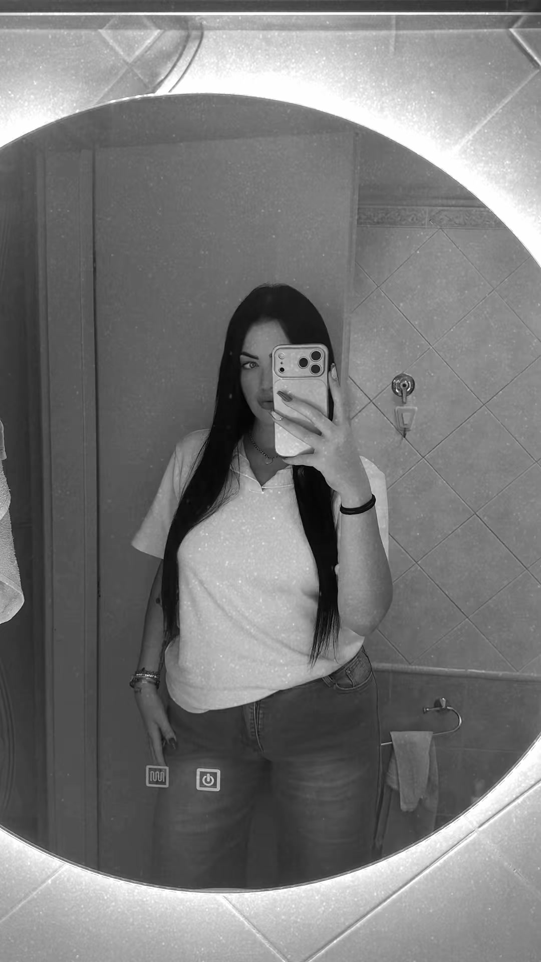@L.B🎀🖤