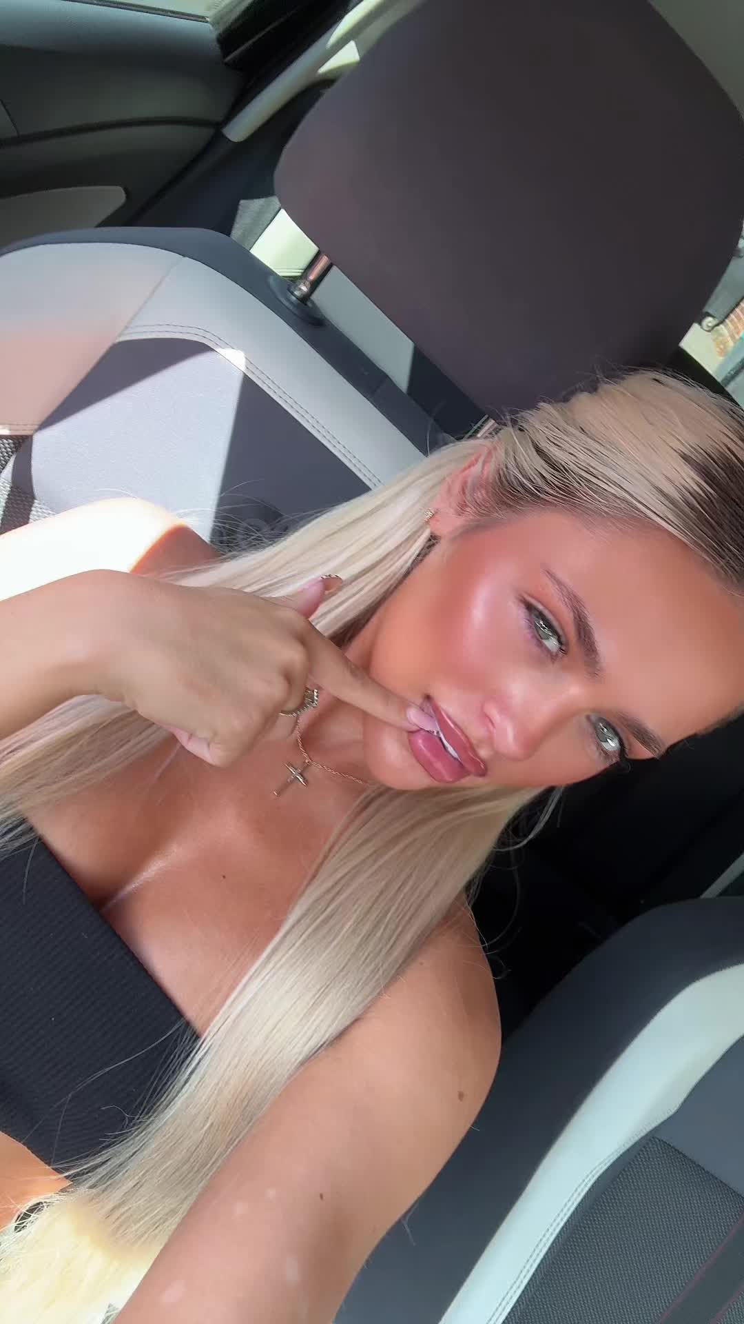 @coraleilani