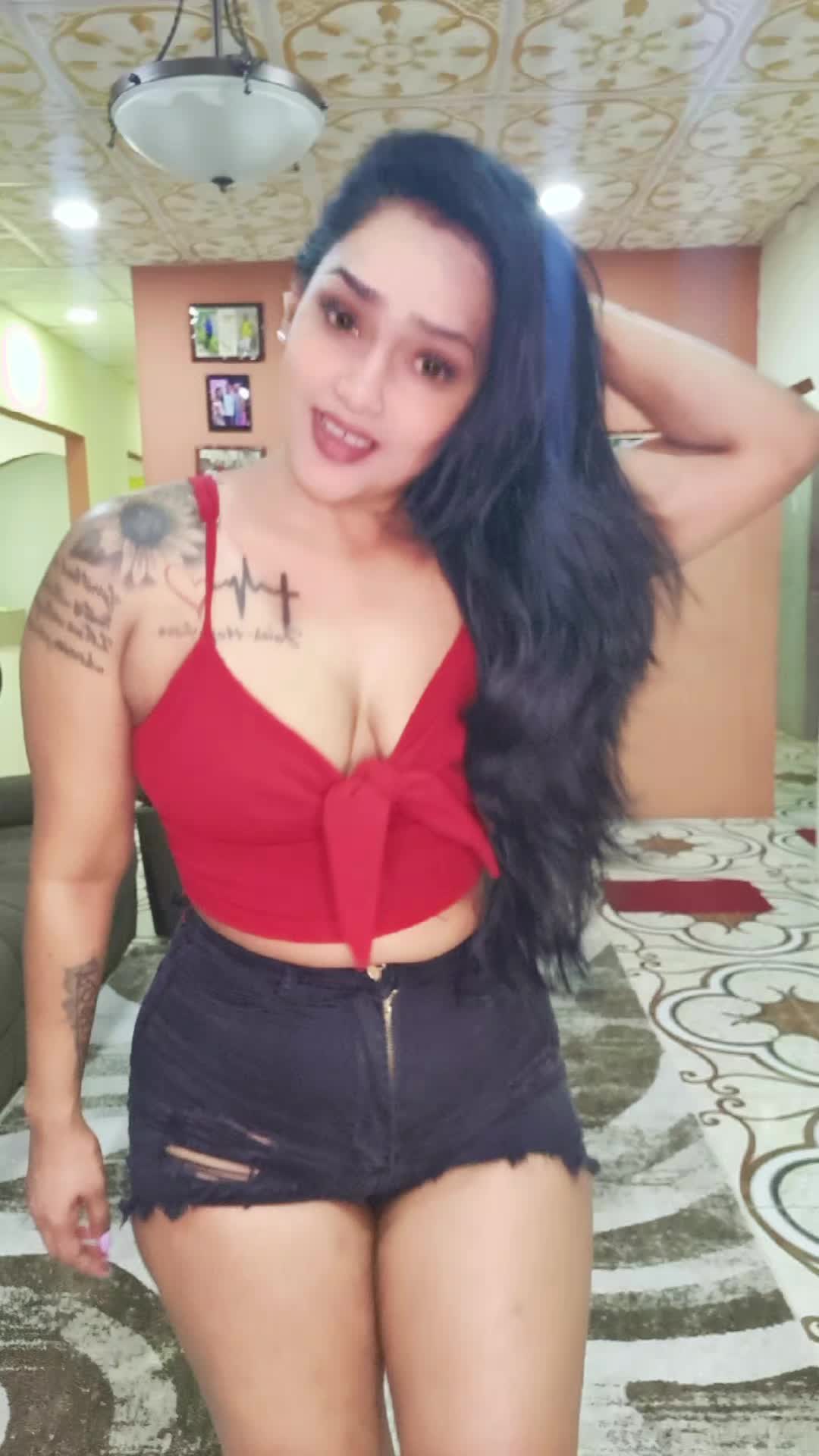 @😍Ashwariya😍