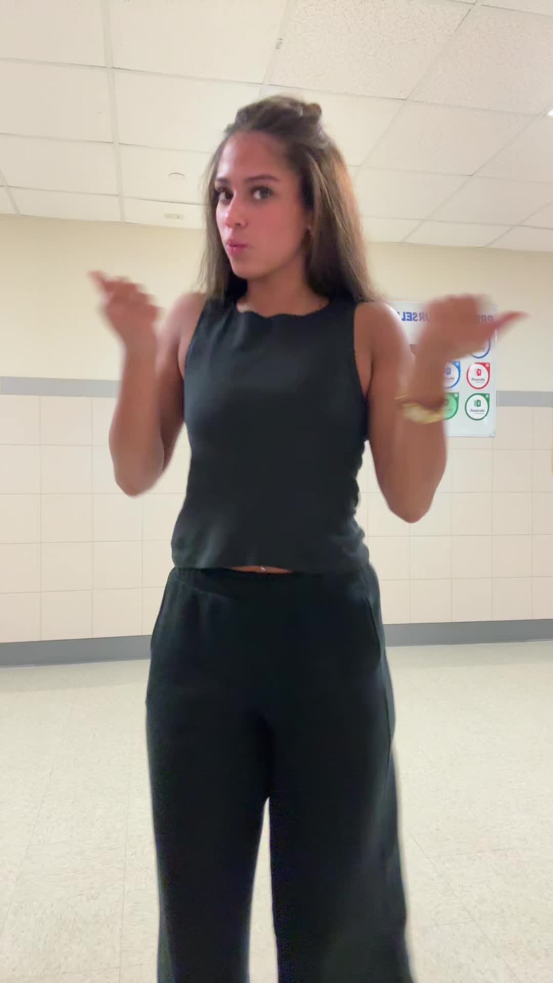 @🤫