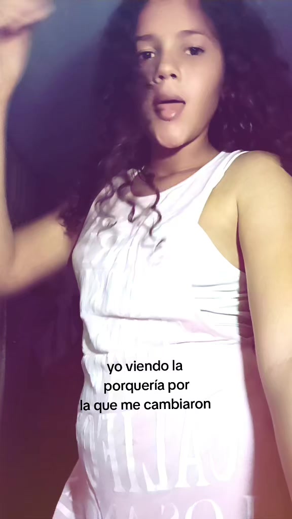 @MARIA LUNA