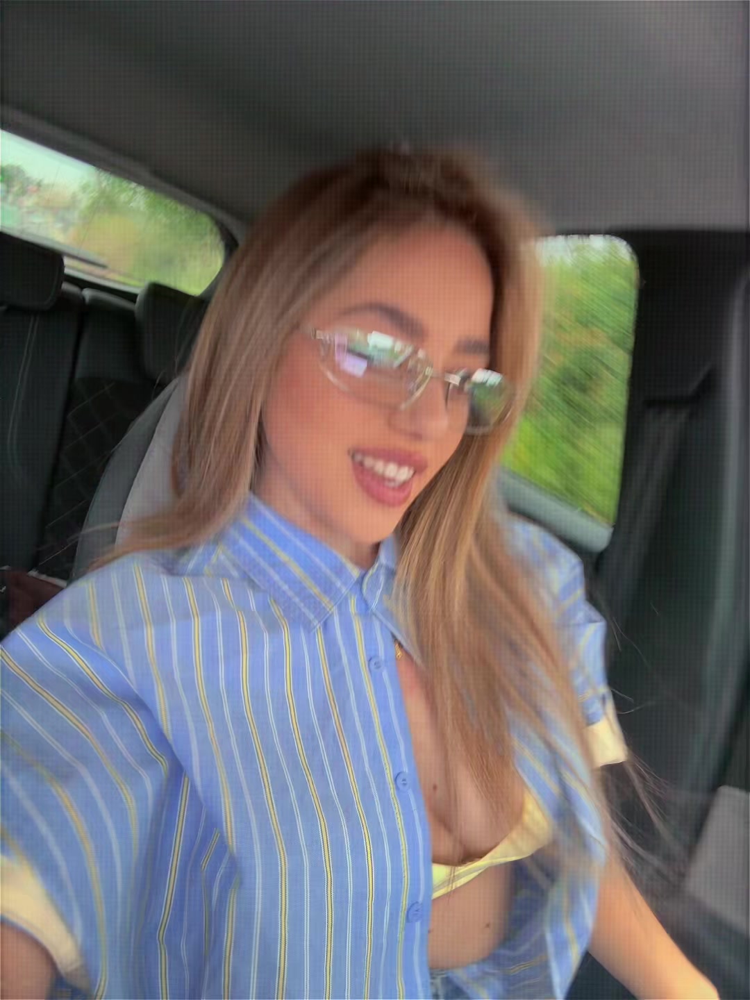 @R🍒