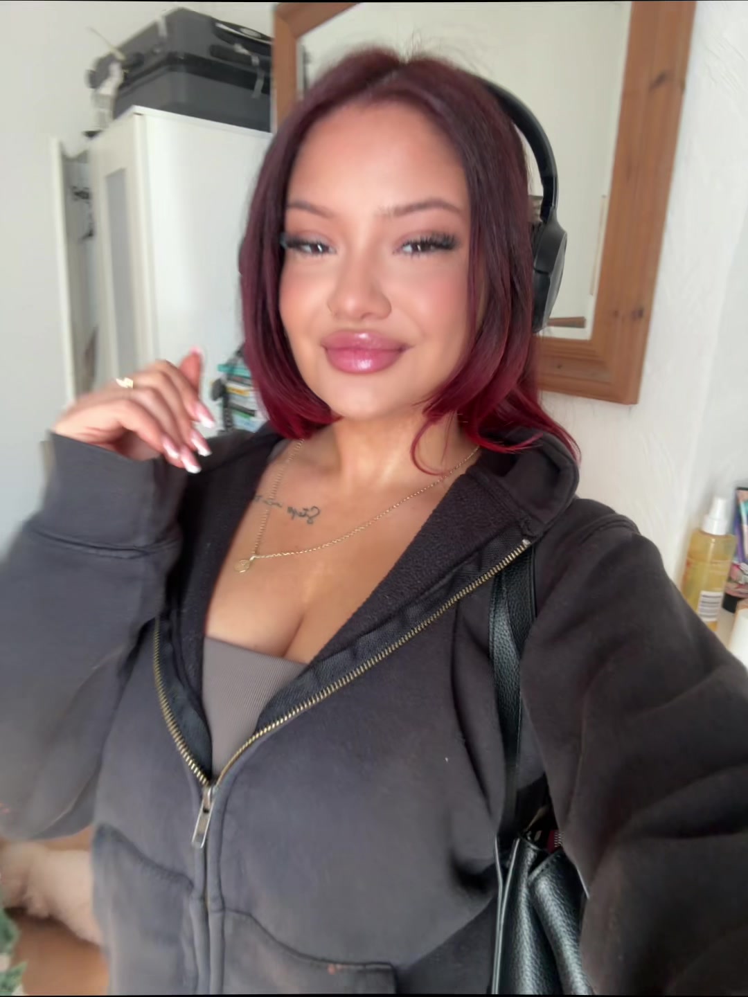 @Larisa