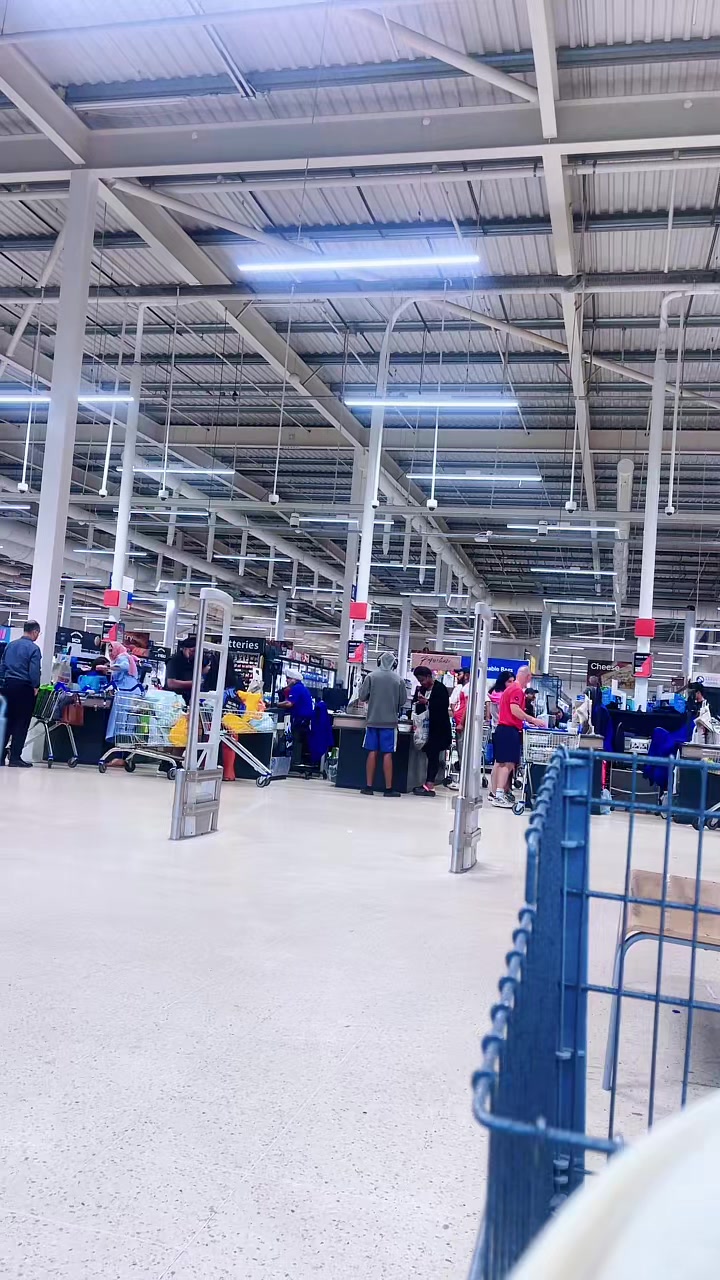 @𝙍𝘼𝙅𝘼 𝙆𝙎𝙃𝙈𝙍𝙄 𝙐𝙆🇬🇧