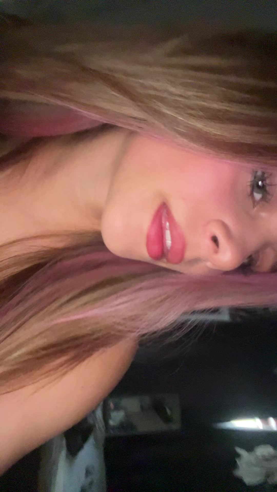 @Melinaaods