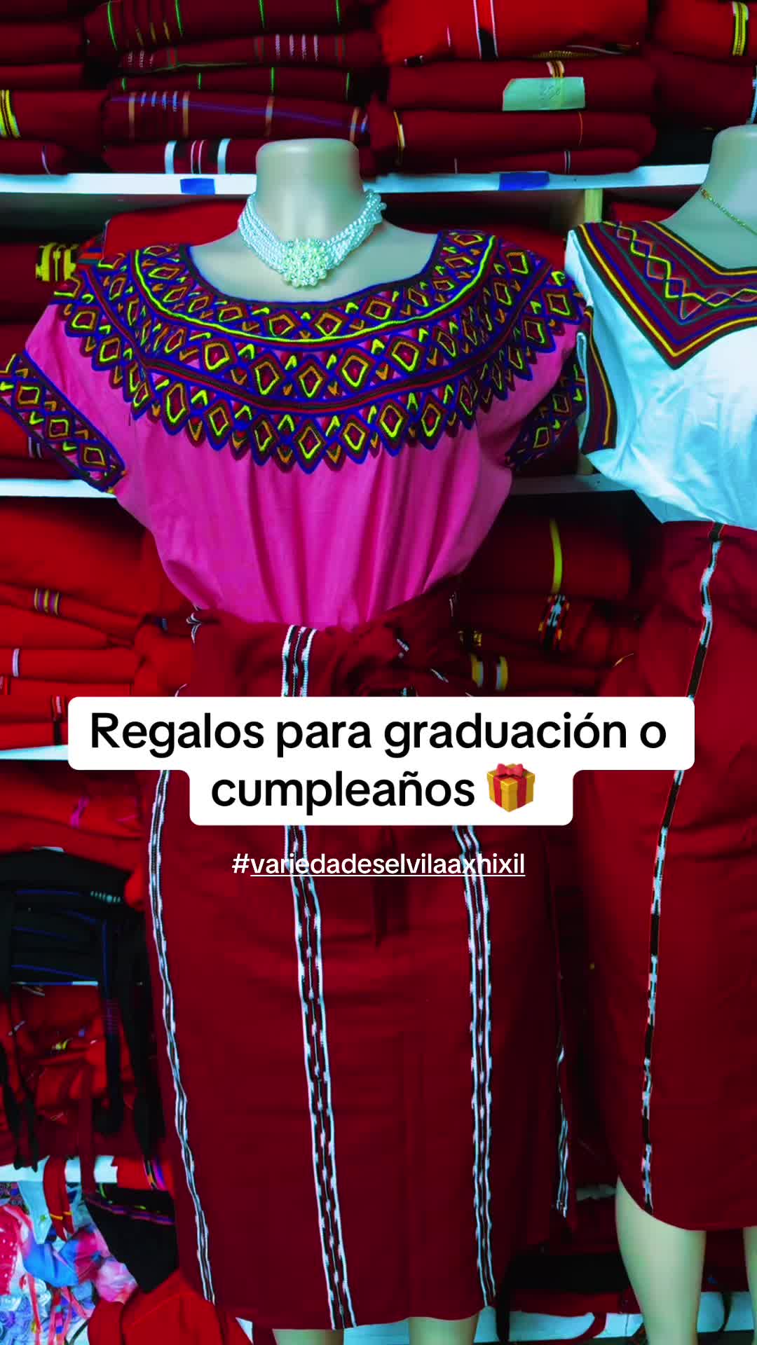@Elena De León