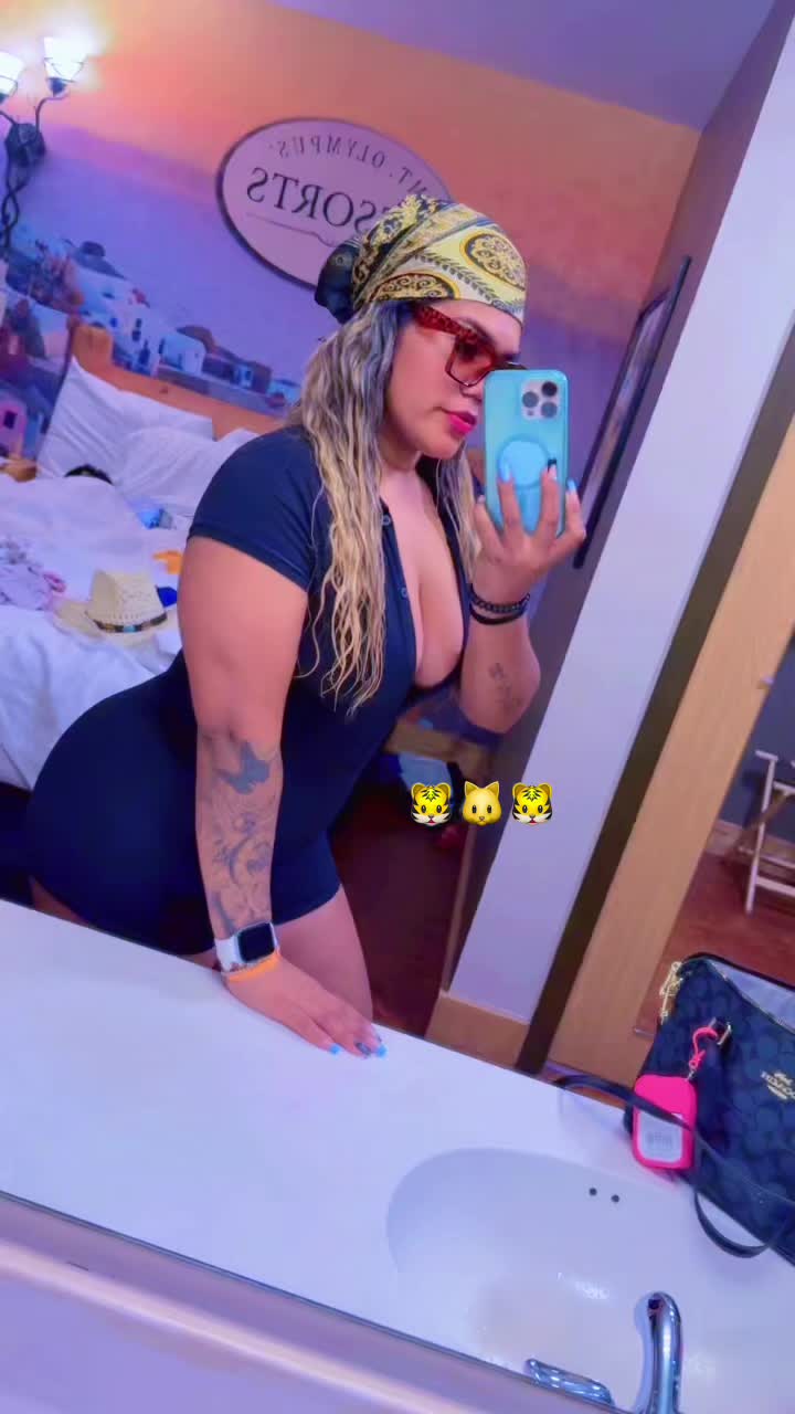 @💜Massiel fuerte💜