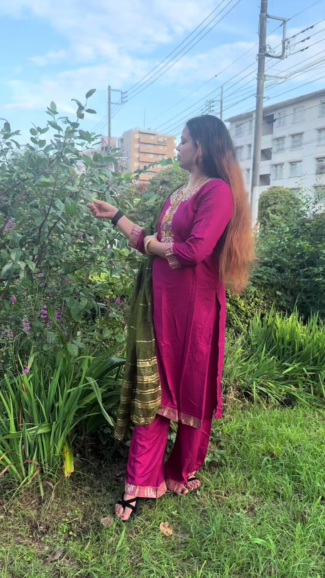 @パルティマ バスネト pratima basnet 20