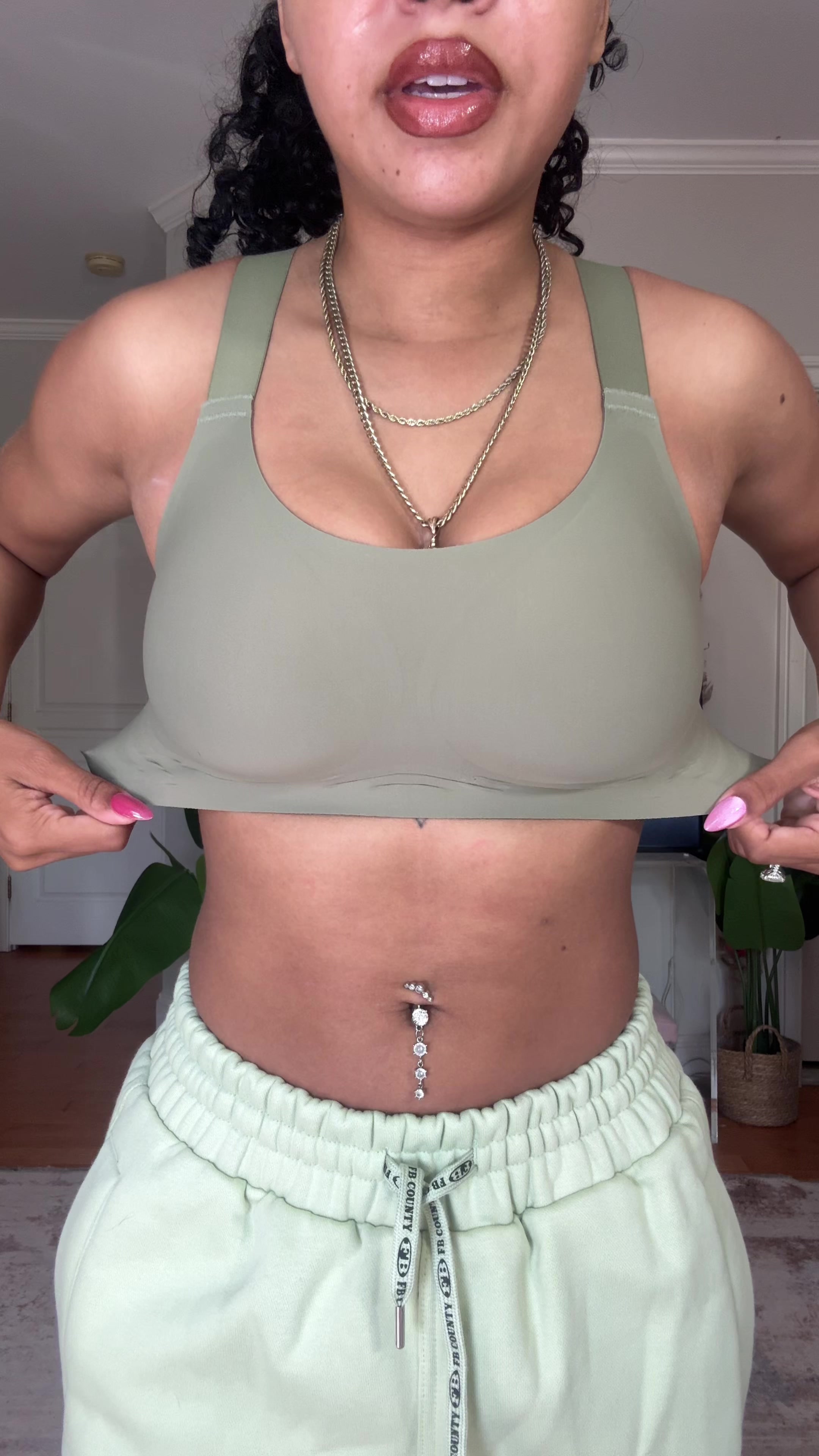 @Mikayla