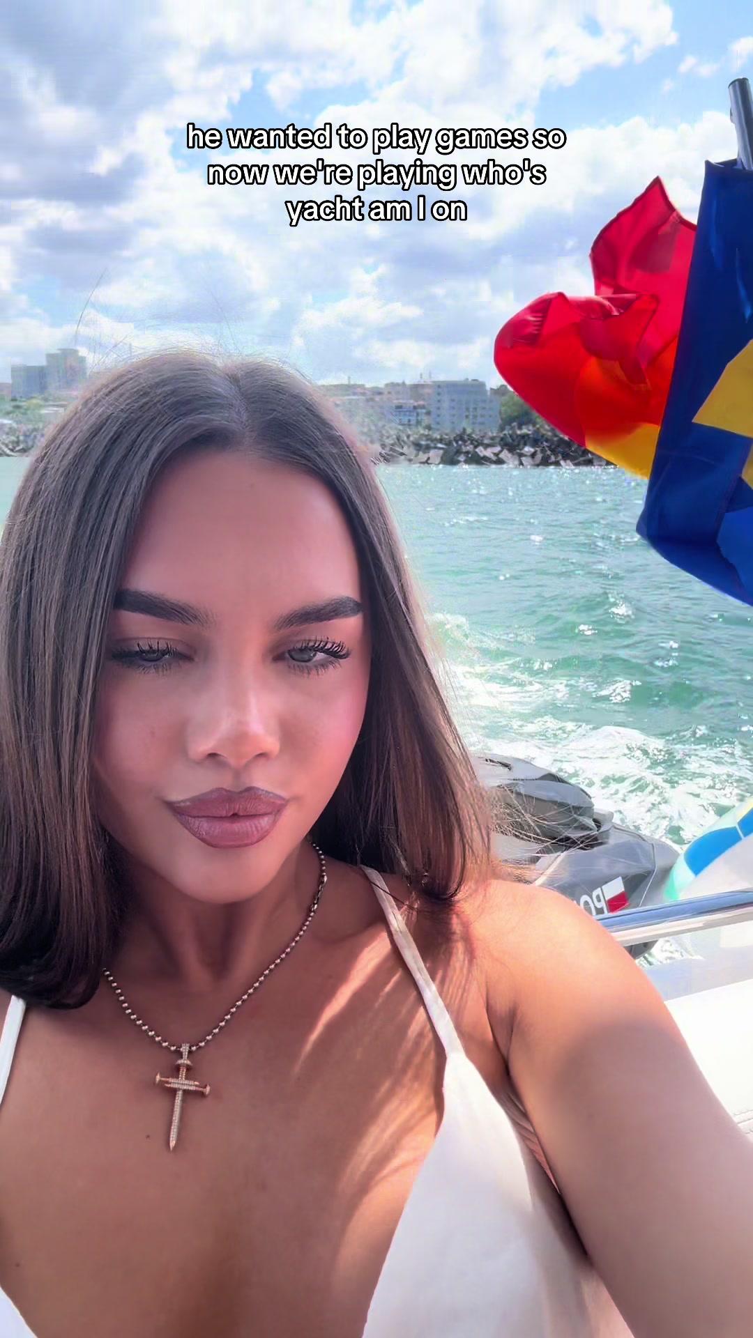 @Clara Antonia