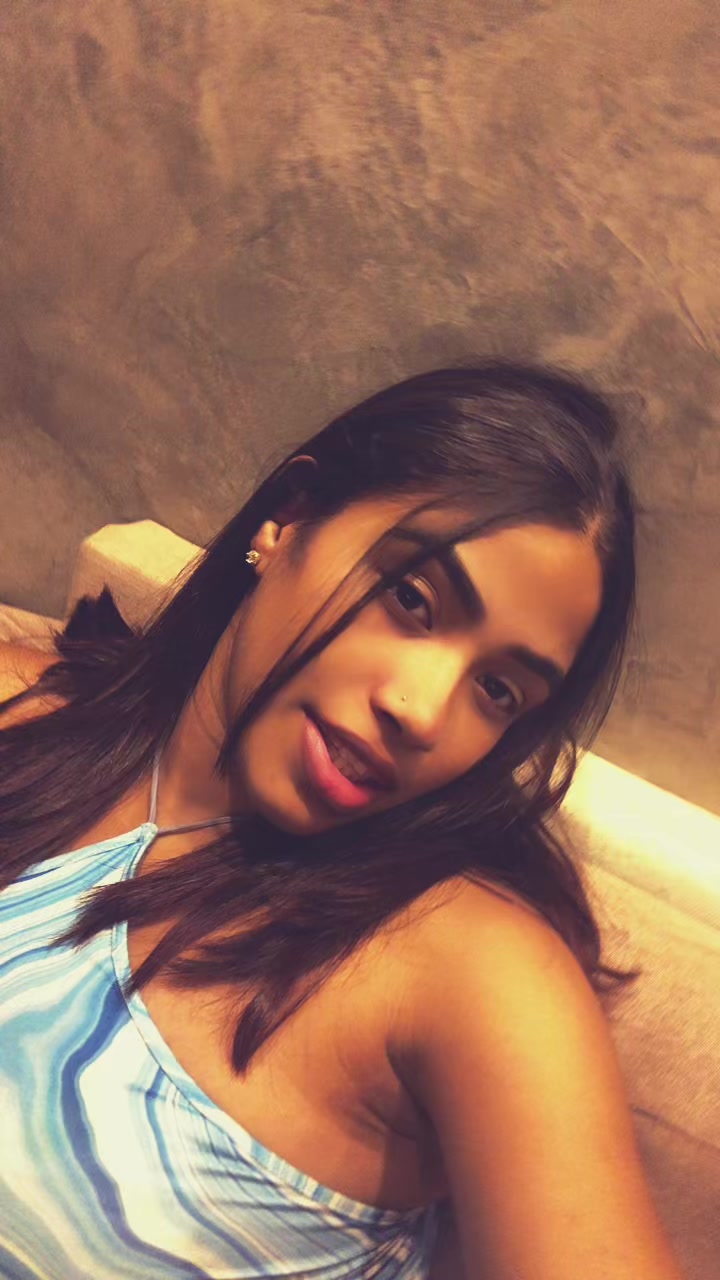 @Julia Victória
