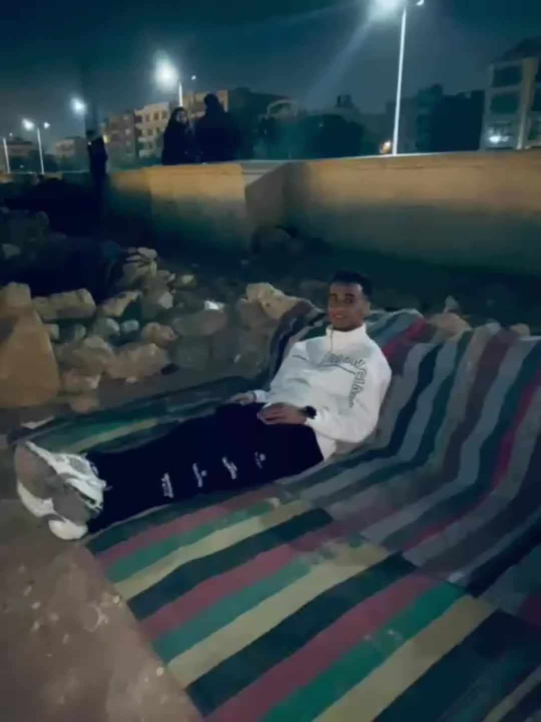 @ايـــE Y A Dـــاد 🦅💯