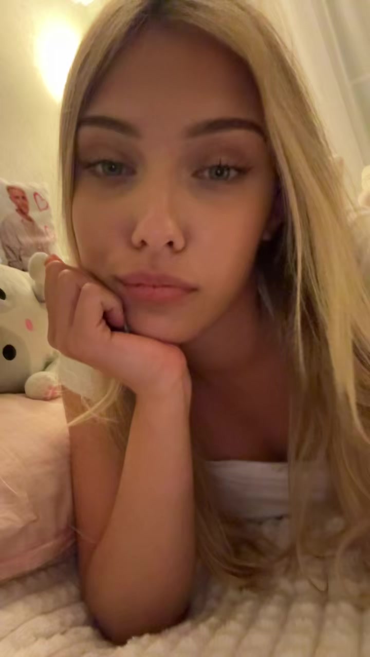 @Blondababy 💅🏻