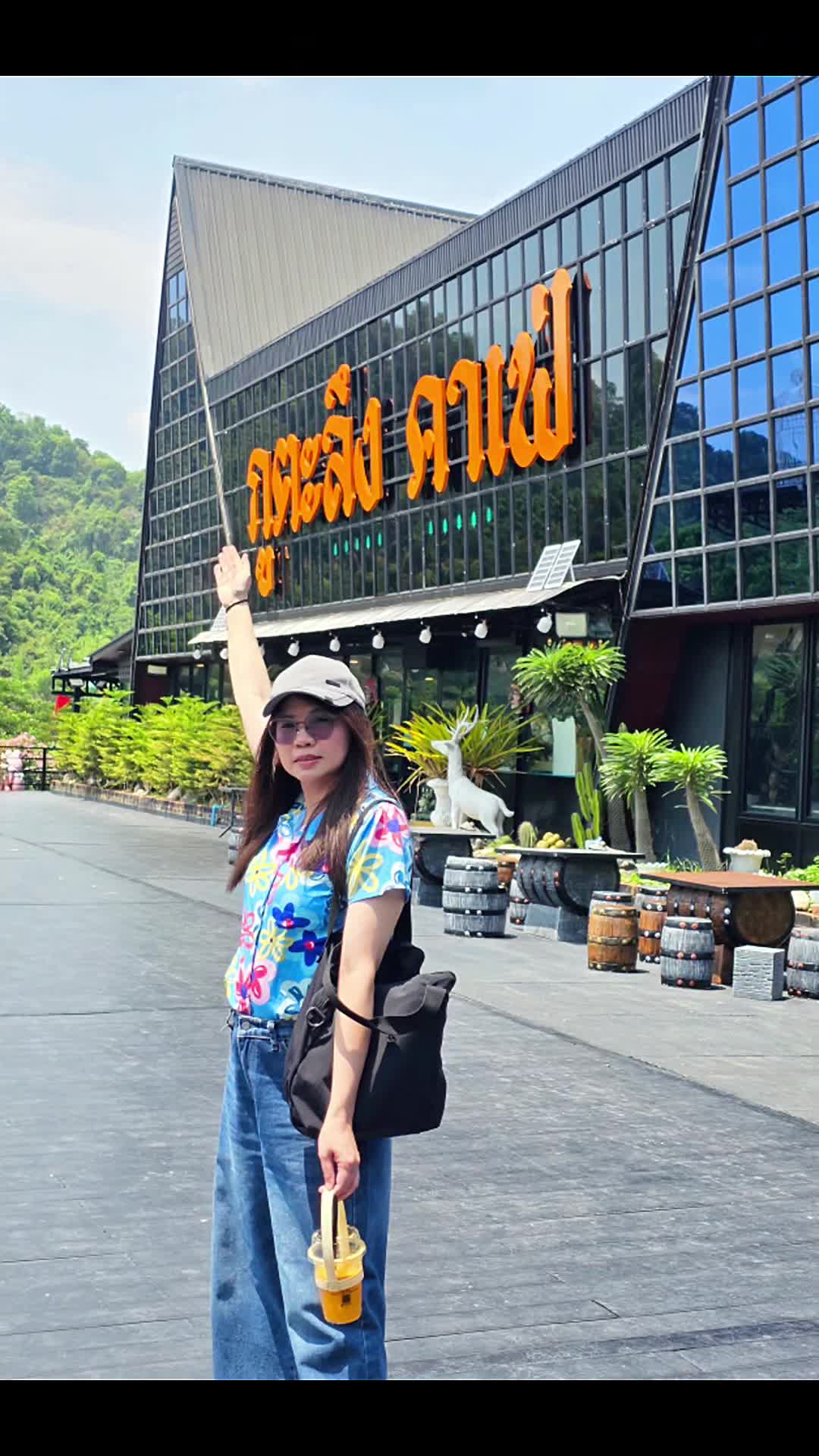 @Lucky Viewjung
