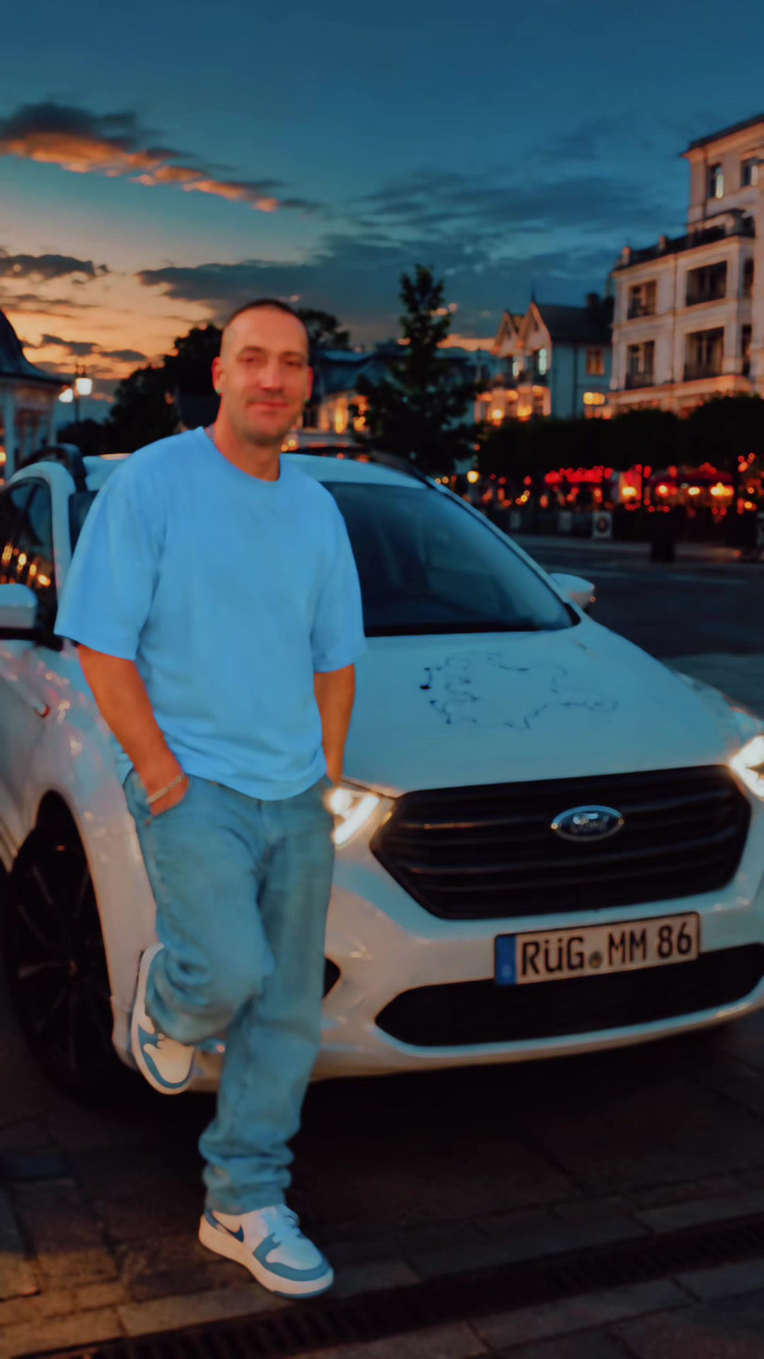 @M&ouml;lli M&ouml;llsen