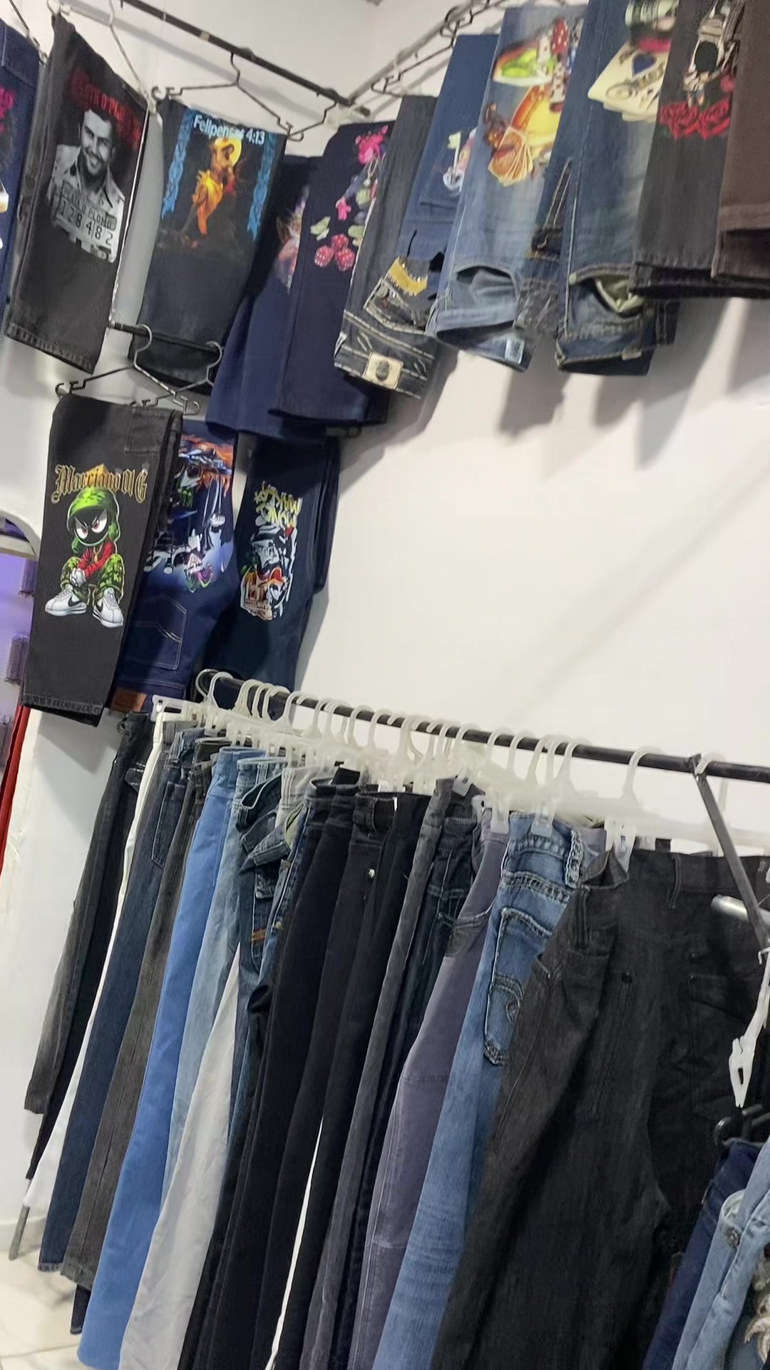 @Ropa Urbana
