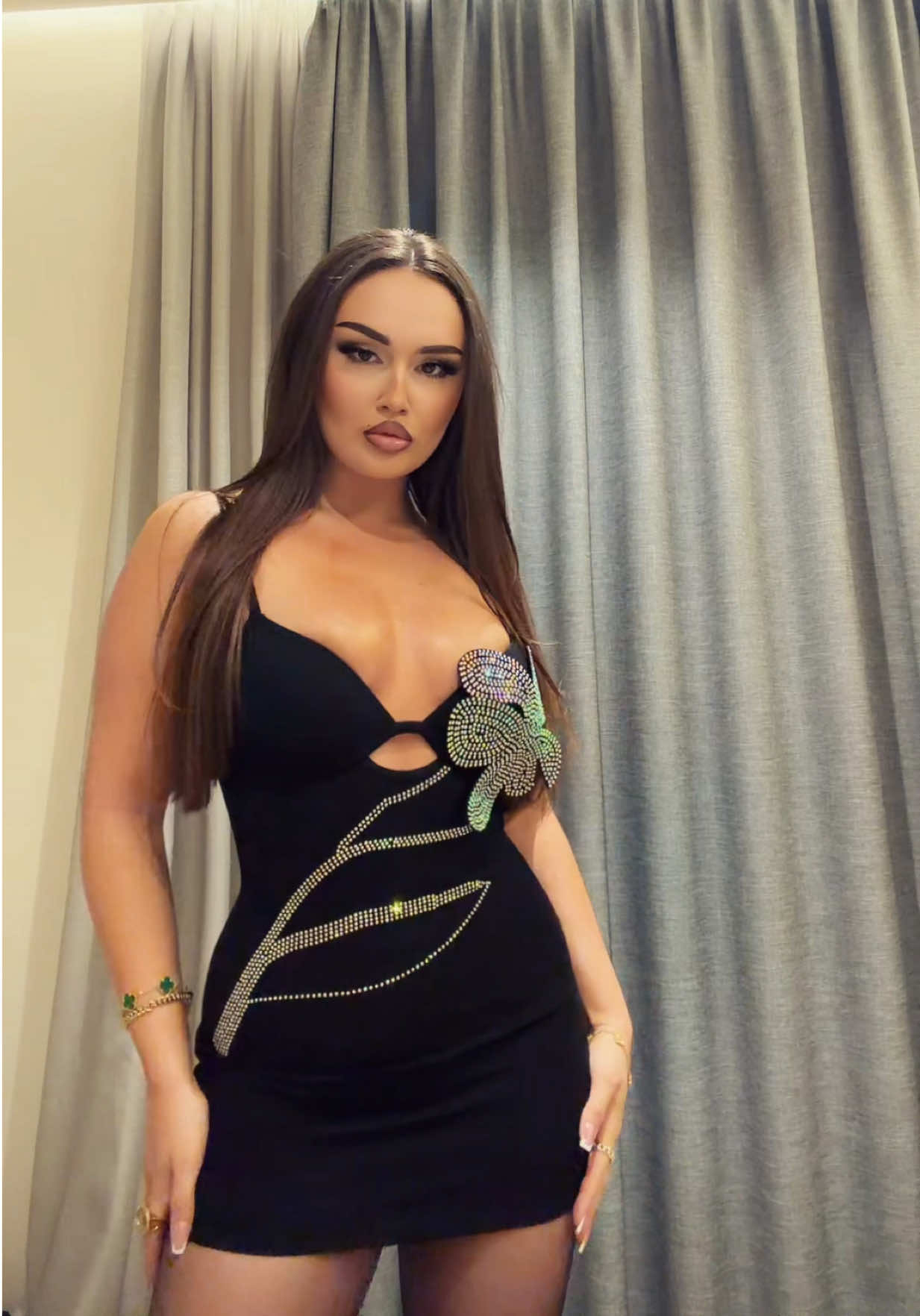 @AGNESARIZA