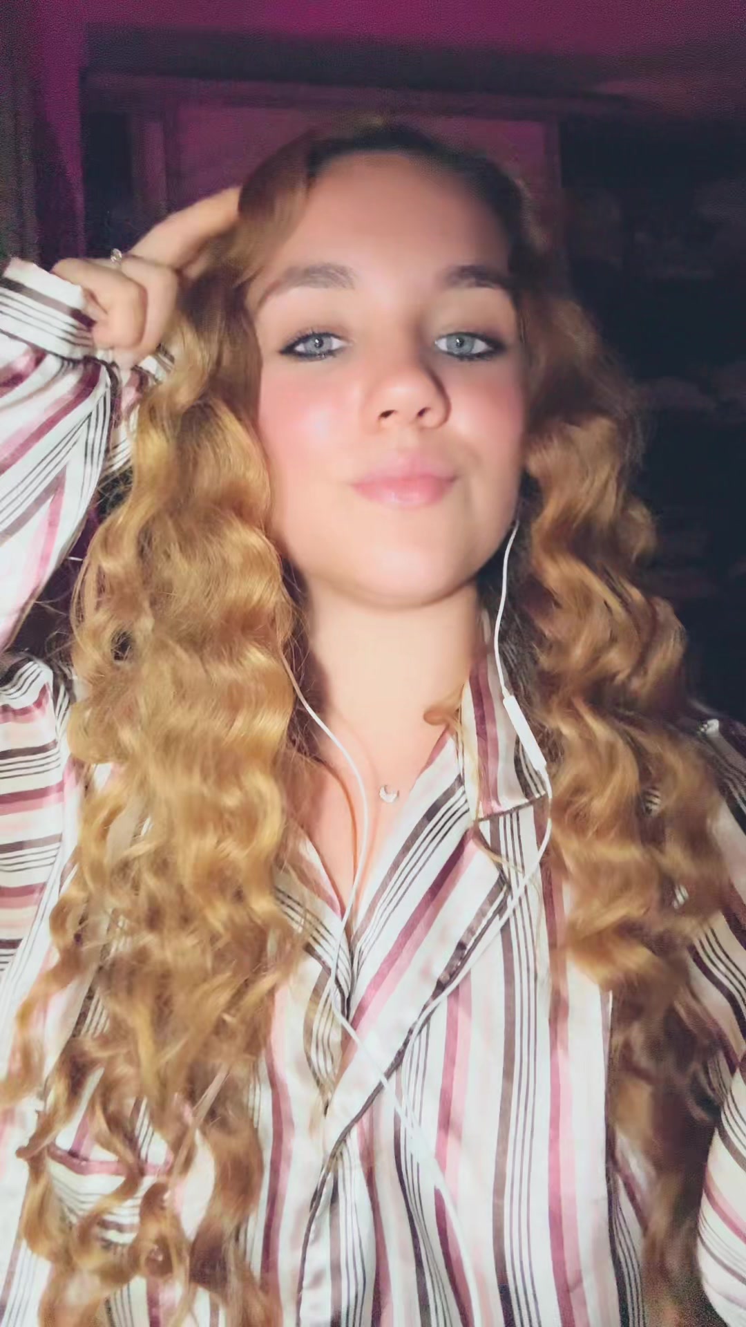 @_deniiiiz