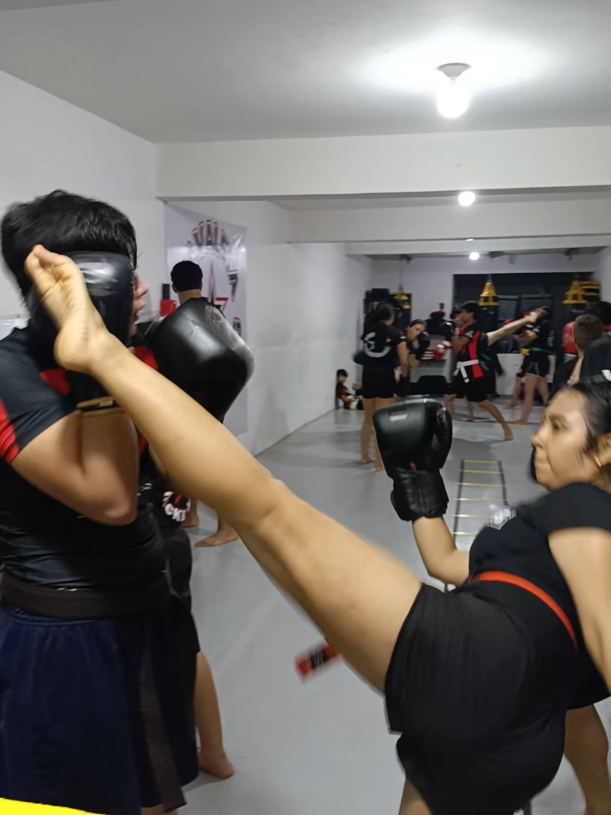 @ZavaletaKickboxing_mma