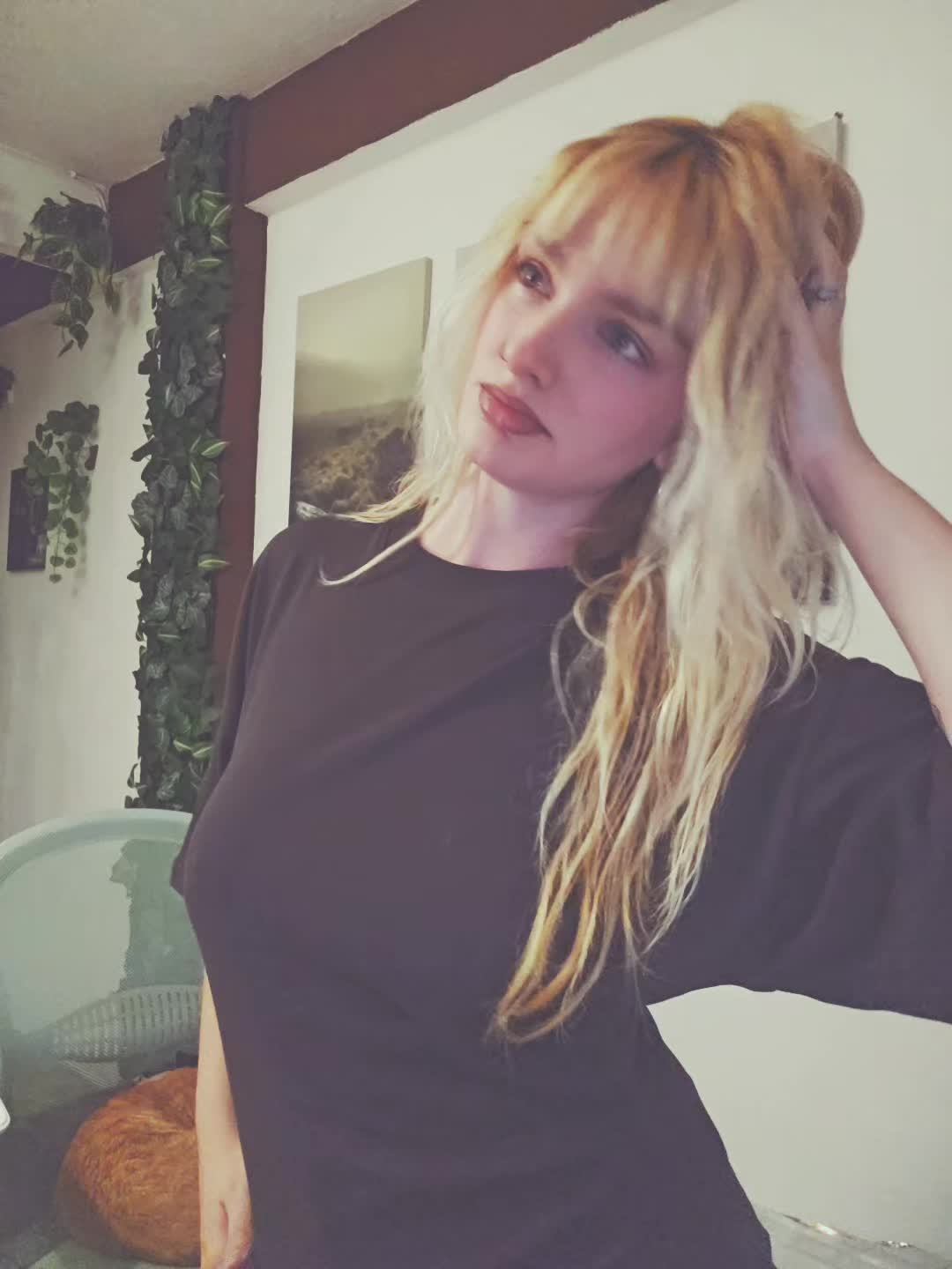 @lauritaa