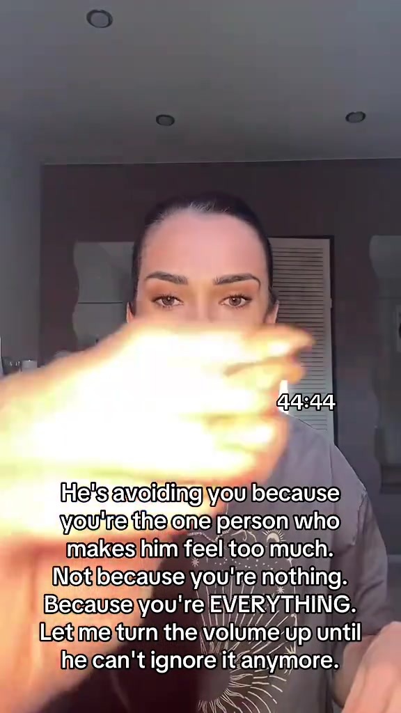@RhiRhi the Avon Lady