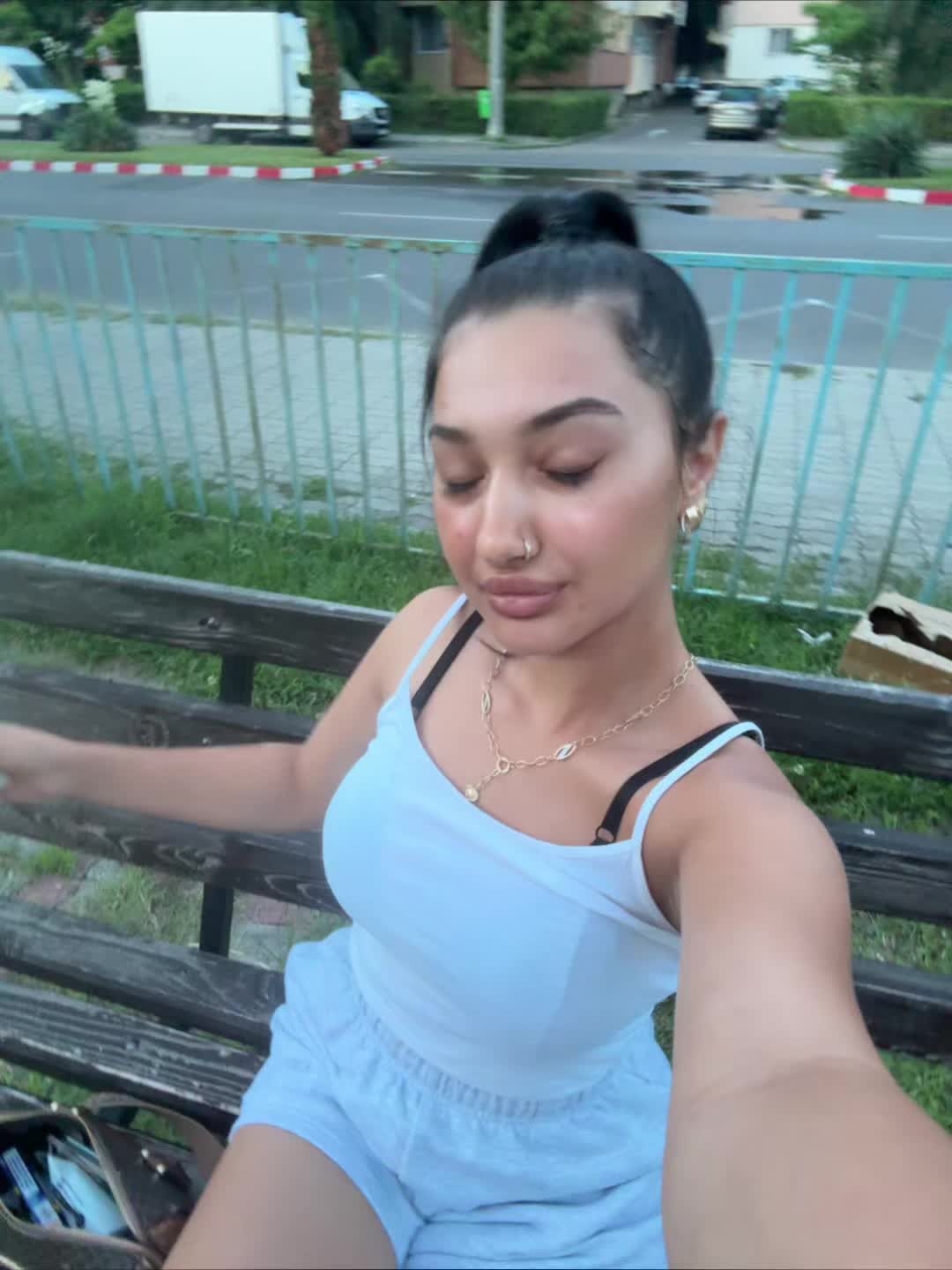 @Andra Ariana