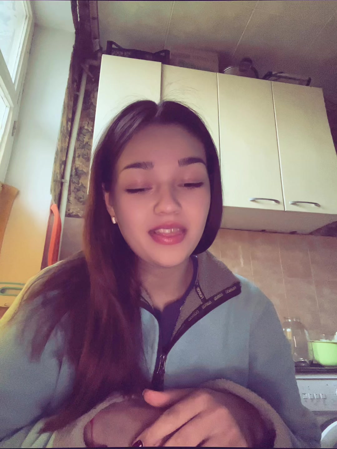 @vikylik24