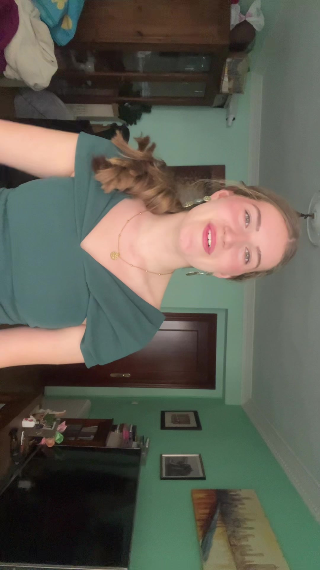 @&
