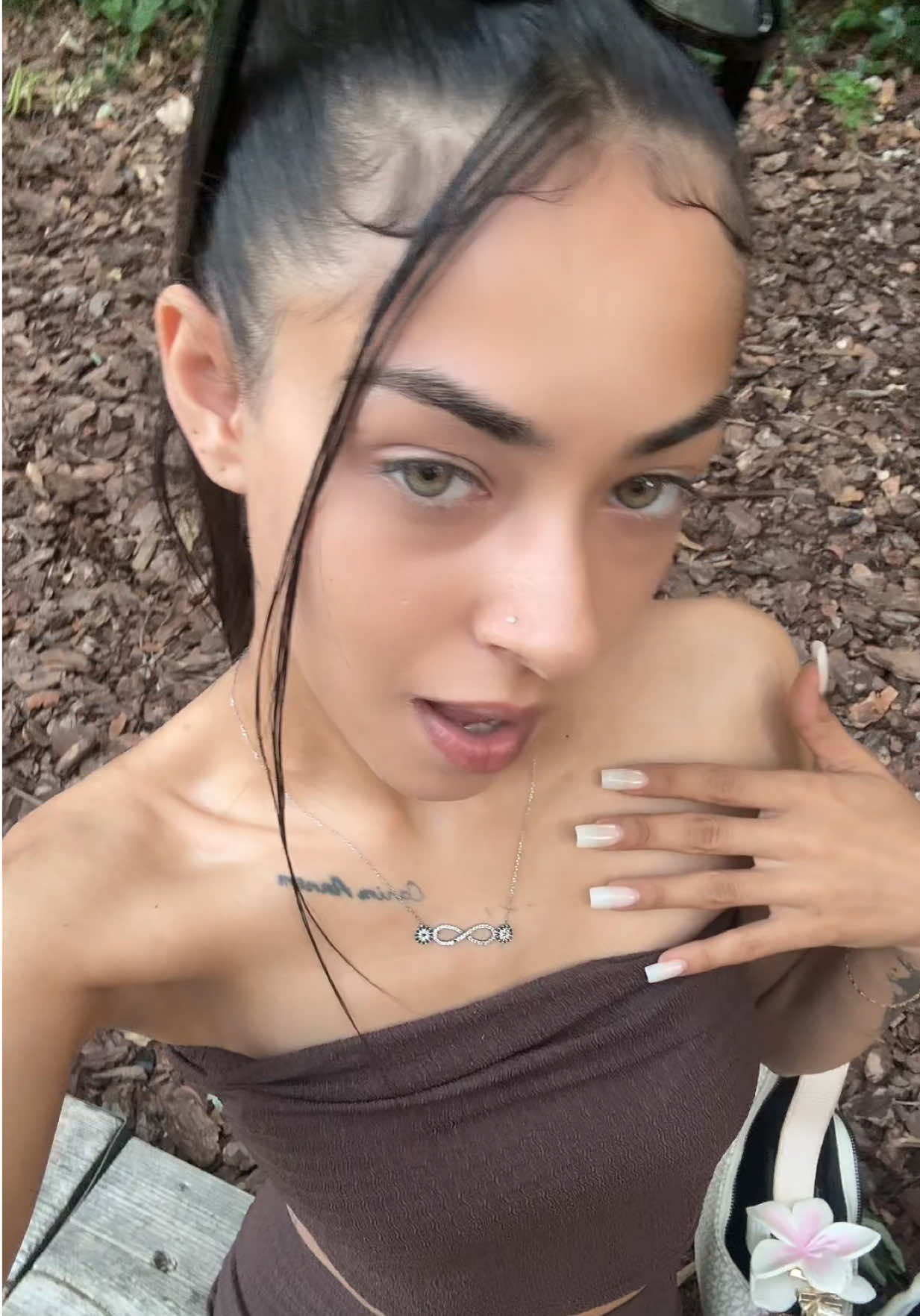 @J E Y D A 🧿