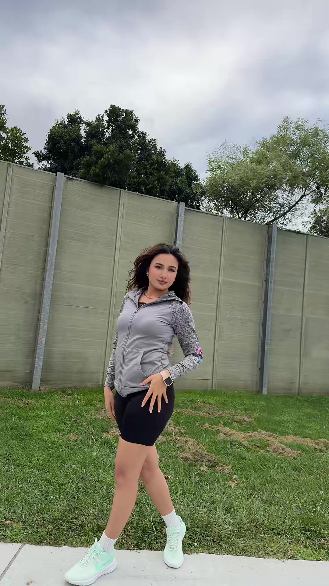 @Rups 🦋