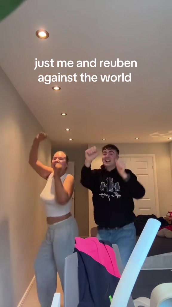 @✨