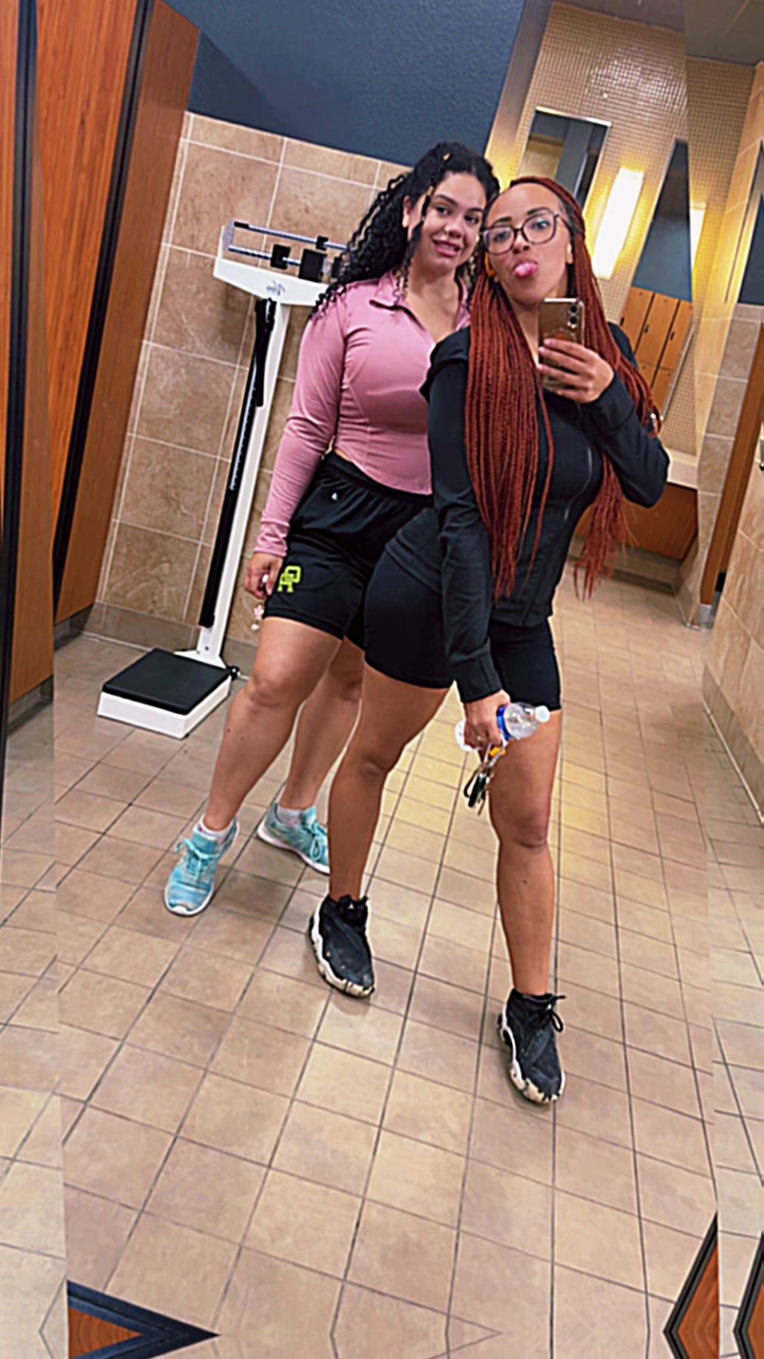@Natasha mina
