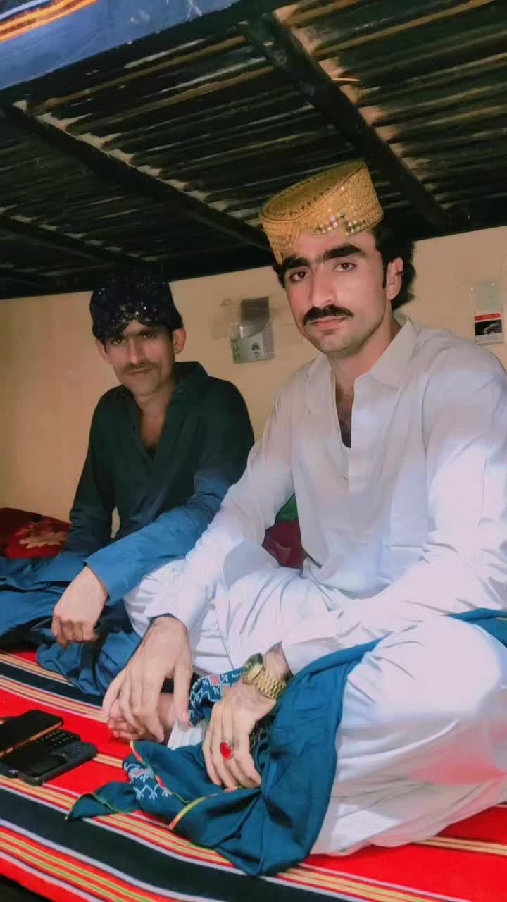 @🇦🇪✈️🇵🇰کنگ بوس سرور جکرانی
