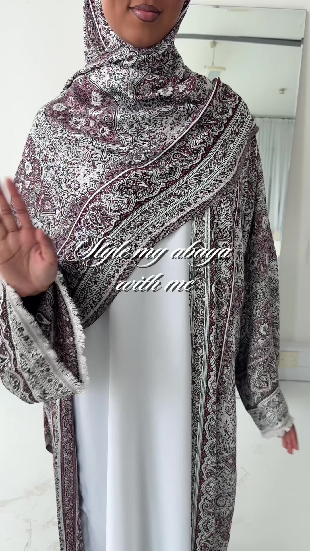 @the_modest_closet