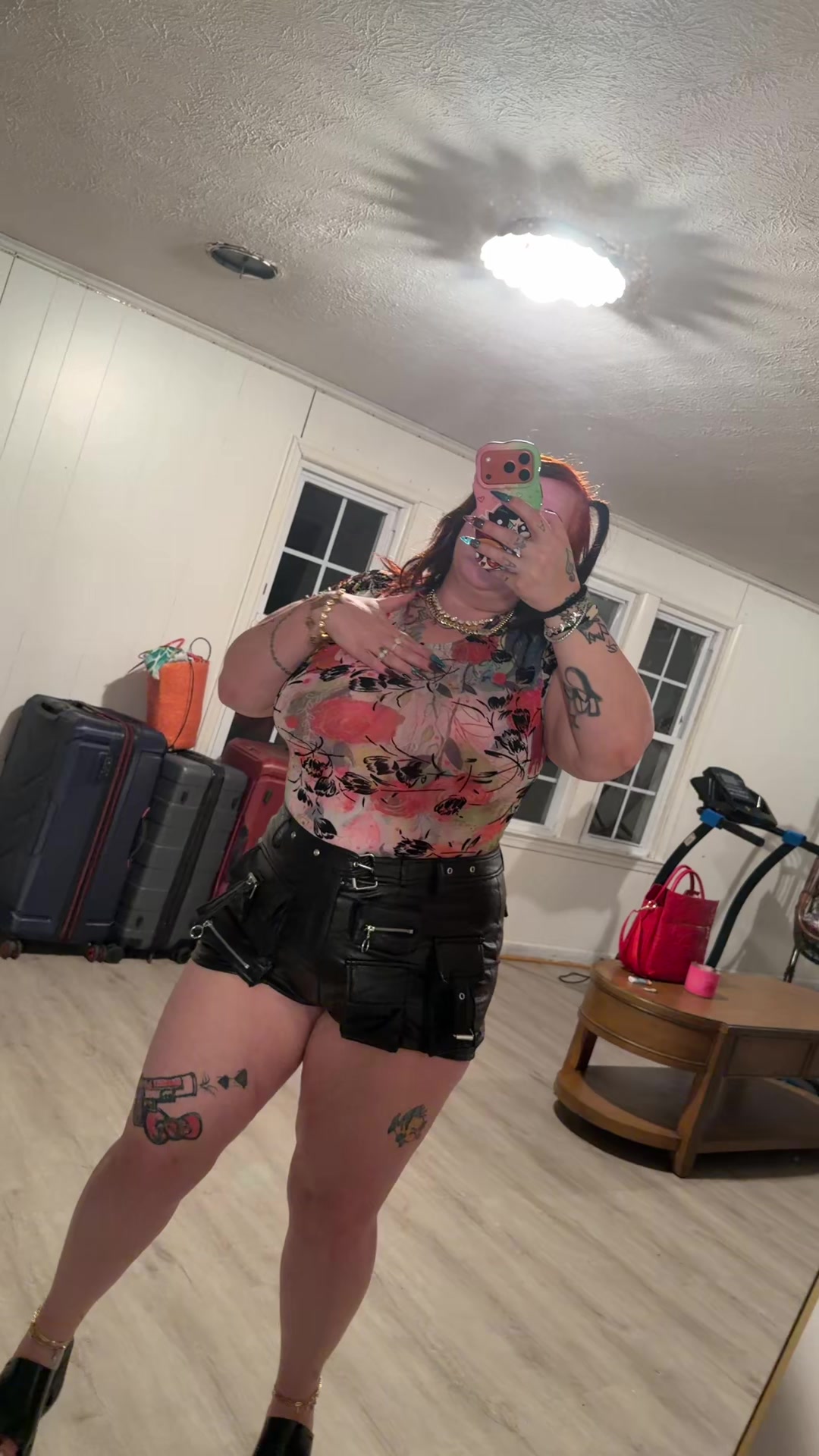@1amberkush