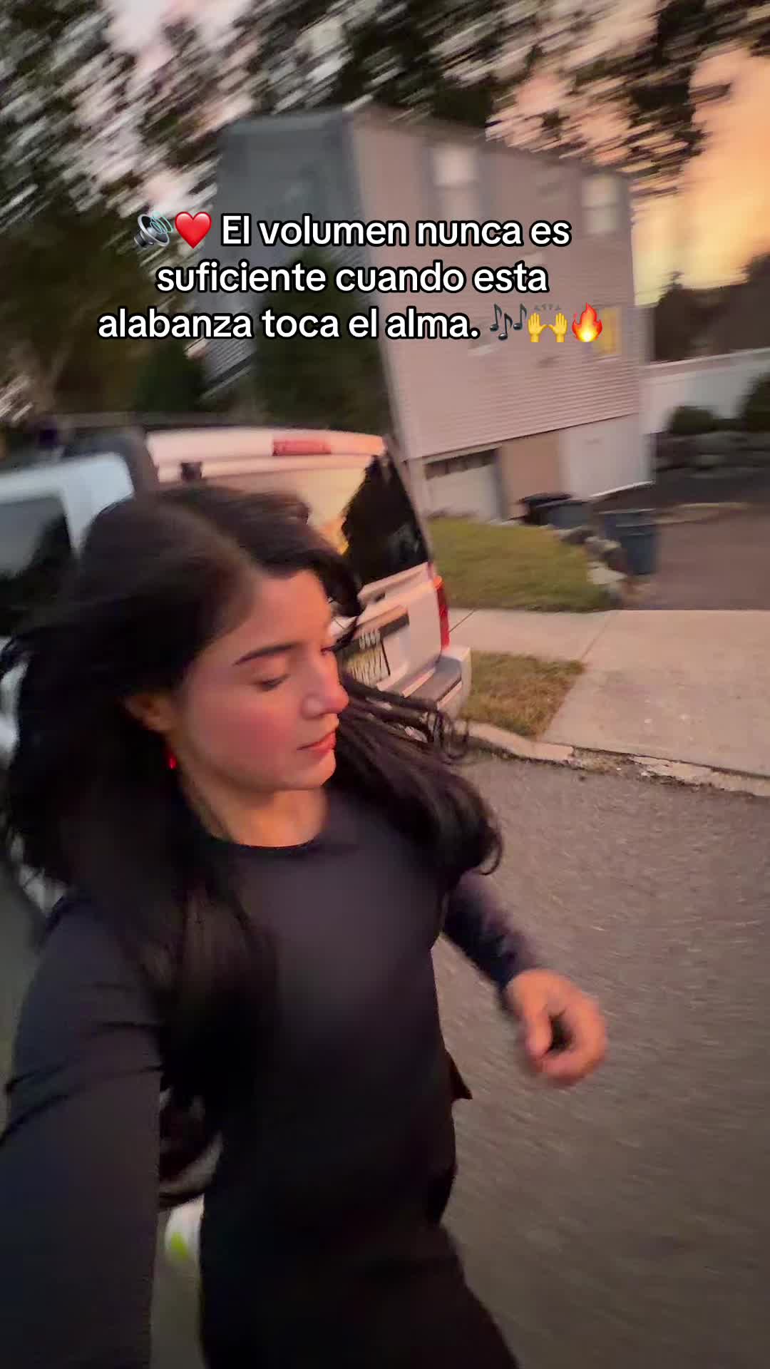 @𝐒𝐲𝐥𝐯𝐢𝐚 𝐑𝐞𝐲𝐞𝐬 ✨