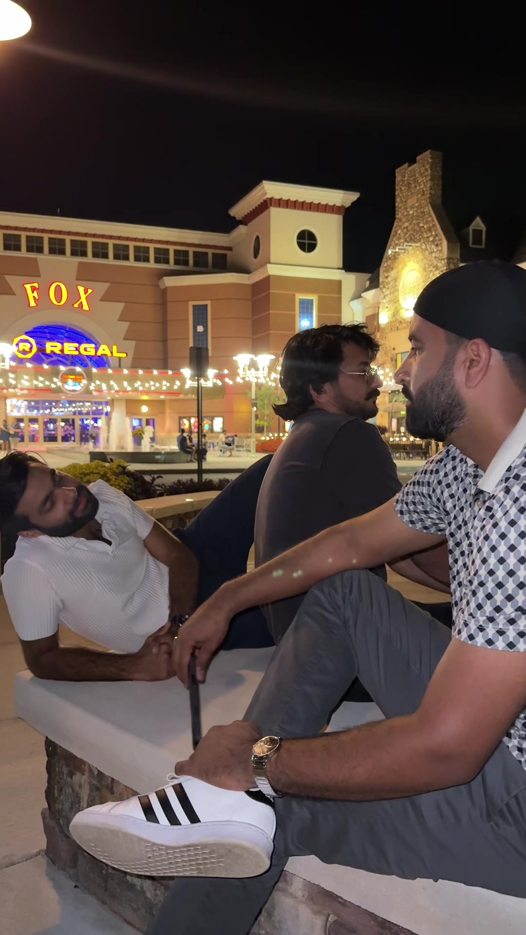@Ali Malhi 10 🇺🇸🇵🇰