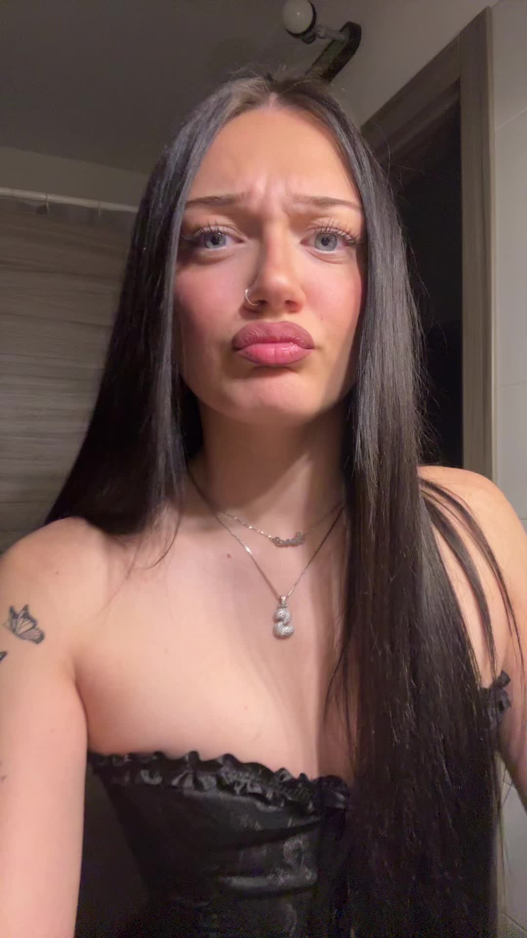 @stillthatsara