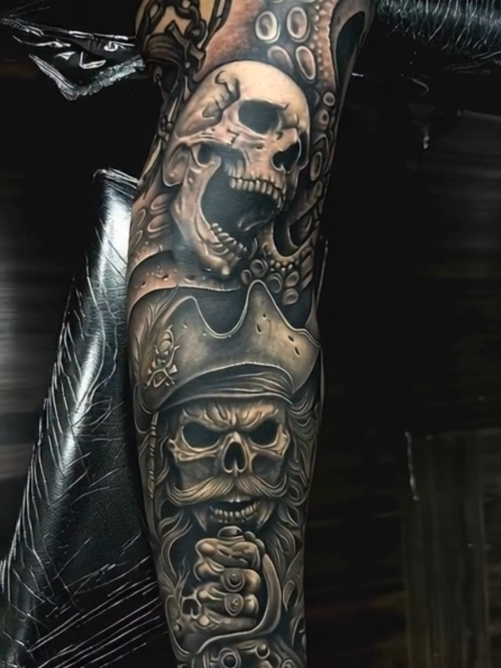 @Bich Tattoo