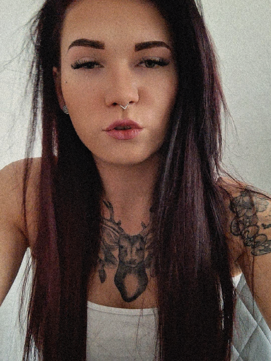 @Jessica 🖤