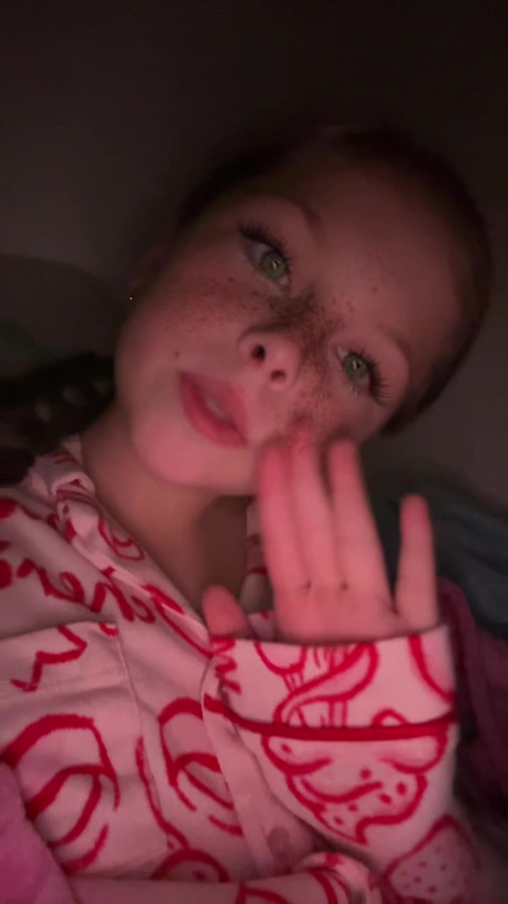 @??